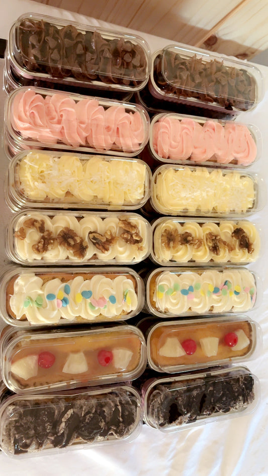 SIGNATURE 3 PACK Mini Cakes